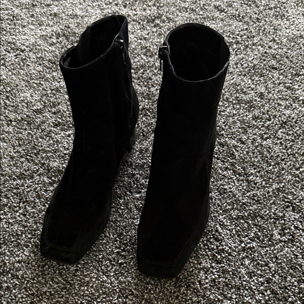 Nine West Black Ankle Booties